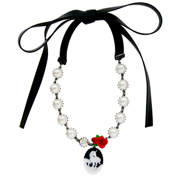 [2015]Peter Pan syndrome_Black+Red rose+Pearl_쵸커_Necklace