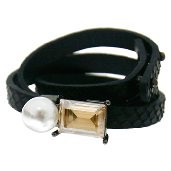 THE Party_Gold+Pearl_Leather_Bracelet