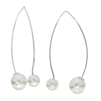 Line Line_Pearls_Earrings