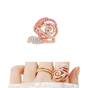 Rose blossom_Pink gold_Ring