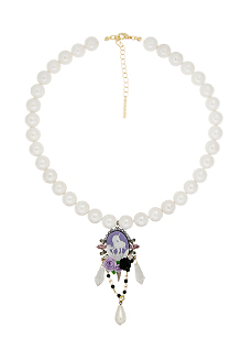 [2015]Peter Pan syndrome_Violet+Rose_Pearl_Necklace