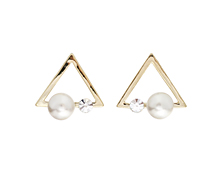 DaMi.Da_Triangle+Pearl_Earrings