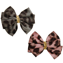The clouds_Leopard_Suede_Ribbon_Hair pin